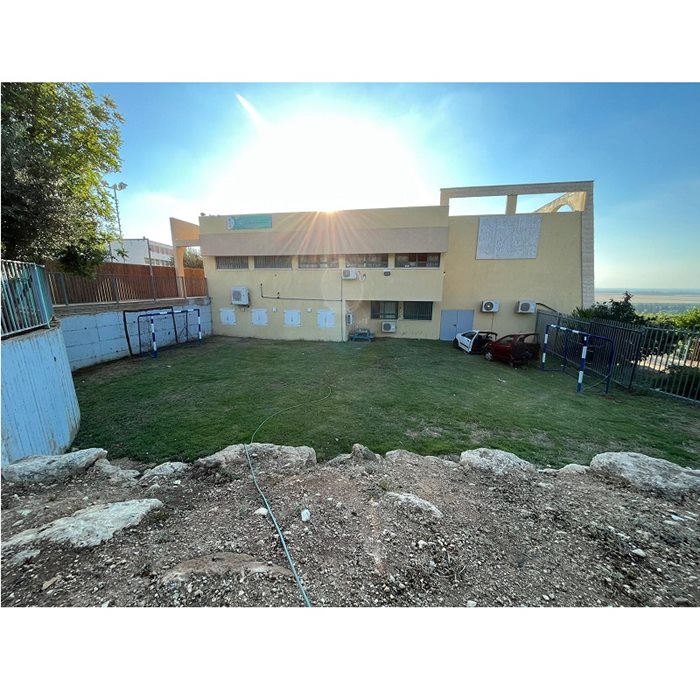 שער קט-רגל קבוע פרופיל עגול מגולוון בגודל 300/200 ס";מ מקובע בבטון ע";פ תקן (יח';) מבית CITYSPORT