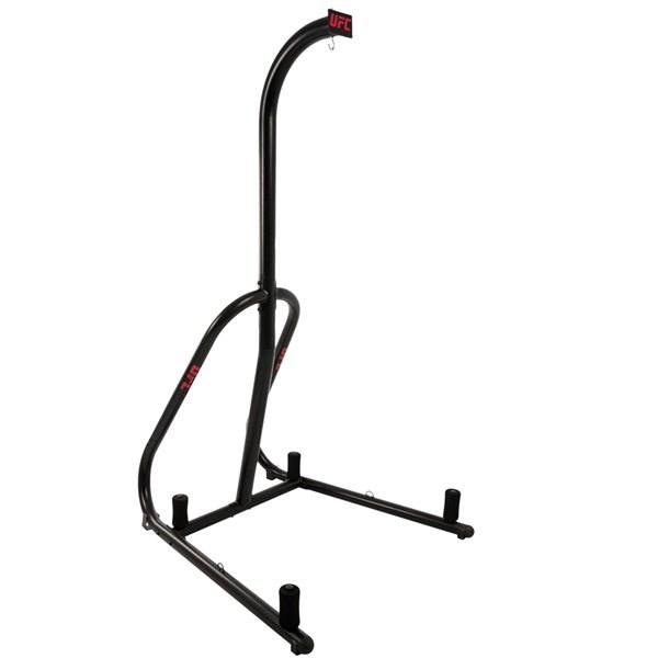 מתקן תליה מקצועי לשק איגרוף מבית UFC