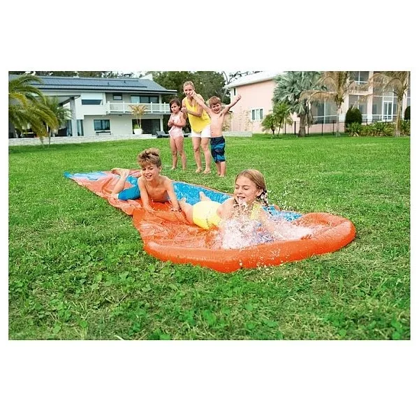 מגלשת מים ענקית 320208 בסטווי לילדים