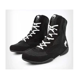 נעלי איגרוף 251064 Contender Boxing Shoes מבית VENUM שחור/לבן